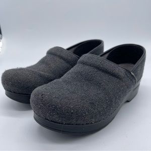 Dansko Vegan, Cool Canvas Style Material Clogs. Size 38.